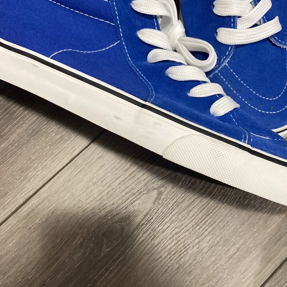 NWOT! UNLTD Blue‎ High-Top Sneakers